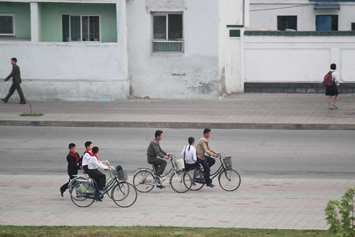 street people north korea dprk coreadelnorte pyongsong 평성
