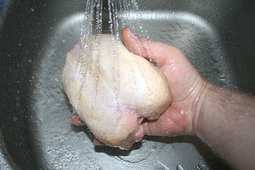 20 - Hähnchen waschen / Wash chicken