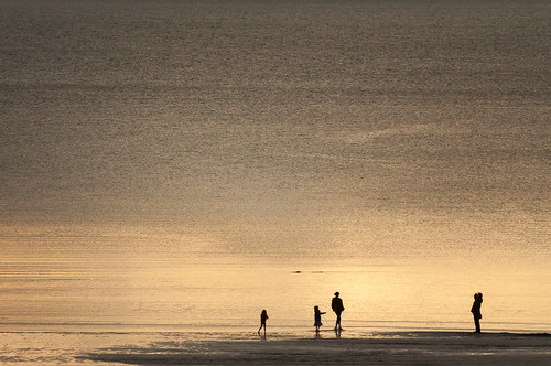 sunset calgary beach silhouette mull isle figures