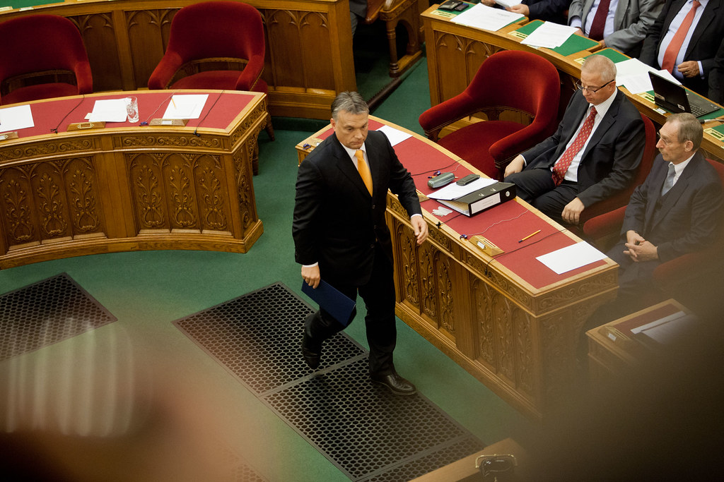 A parlament plenáris ülése