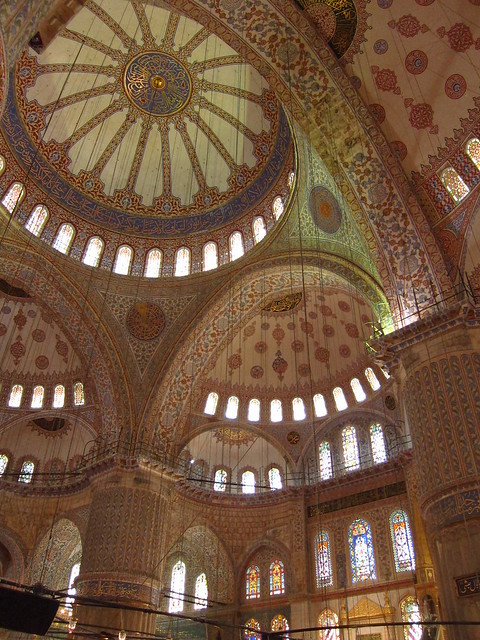 l'intérieur de la mosquée du Sultan Ahmet
