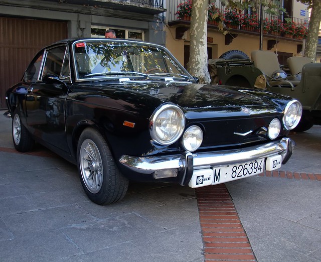 SEAT 850 COUPE