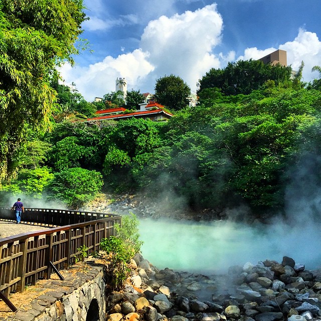 Sunny day in Beitou Hot Springs #taiwan #latergram #travelphotography