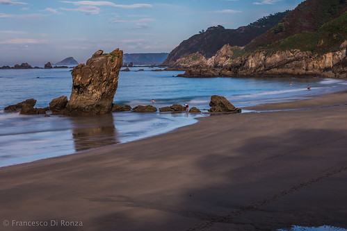 spanien landschaftlandscape playadeaguilar murosdenalón asturien strandundmeer langzeitbelichtunglongtimeexposure