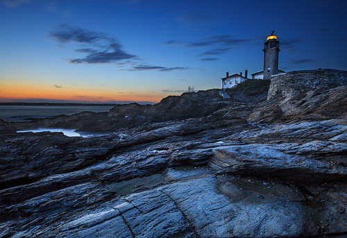 ri sea lighthouse canon landscape rocks dusk newport l f4 6d canon1635f4l