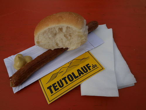Bratwurst (beim Teutoburger Waldlauf)