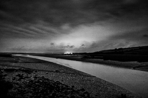 bw river dusk kidwelly canon400d