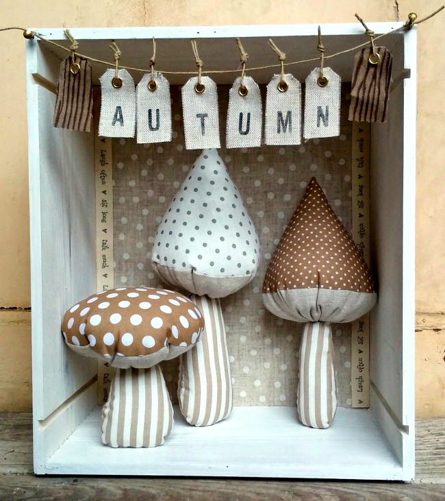 Peggy_Journal_autumn_decoration_mushrooms