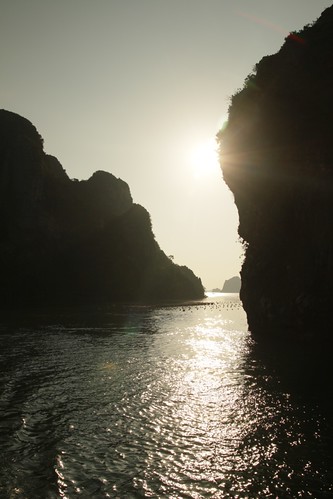 sunset sea mountain rock atmosphere vietnam vnm baitulongbay baitulong báitửlong