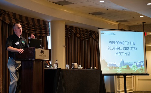 AMS Commodity Procurement Program Director Dave Tuckwiller opens the 2014 AMS Annual Industry Meeting for Contractors and Suppliers of USDA’s Commodity Purchase Programs.