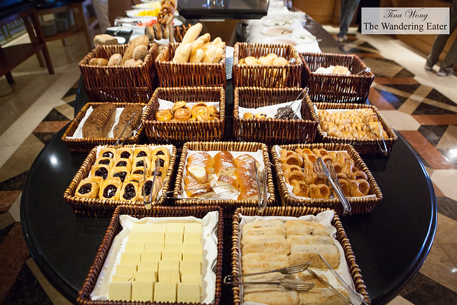 Western and Chinese pastries at Grand Cafe breakfast buffet