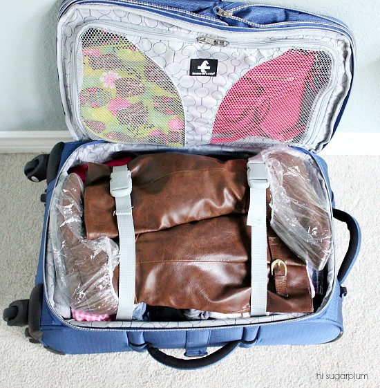 Hi Sugarplum | How to Pack 10 Days in 1 Carry-On