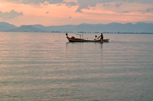 sunset sea boat greece amvrakikos 70210mmf4556 ηλιοβασίλεμα θάλασσα βάρκα αμβρακικόσ