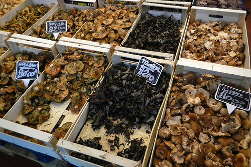 Mushrooms for sale in Madrid