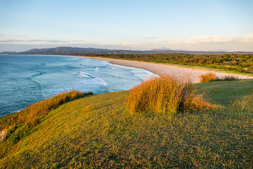 beach landscape pacificocean australia surf nsw coastal emeraldbeach sea
