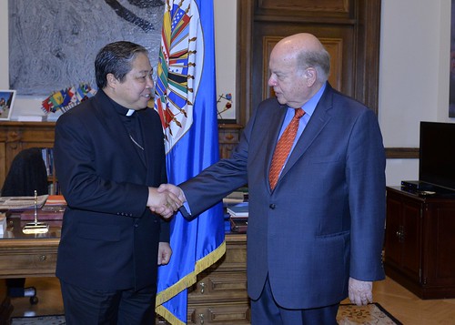 OAS Secretary General Received the Permanent Observer of the Holy See
