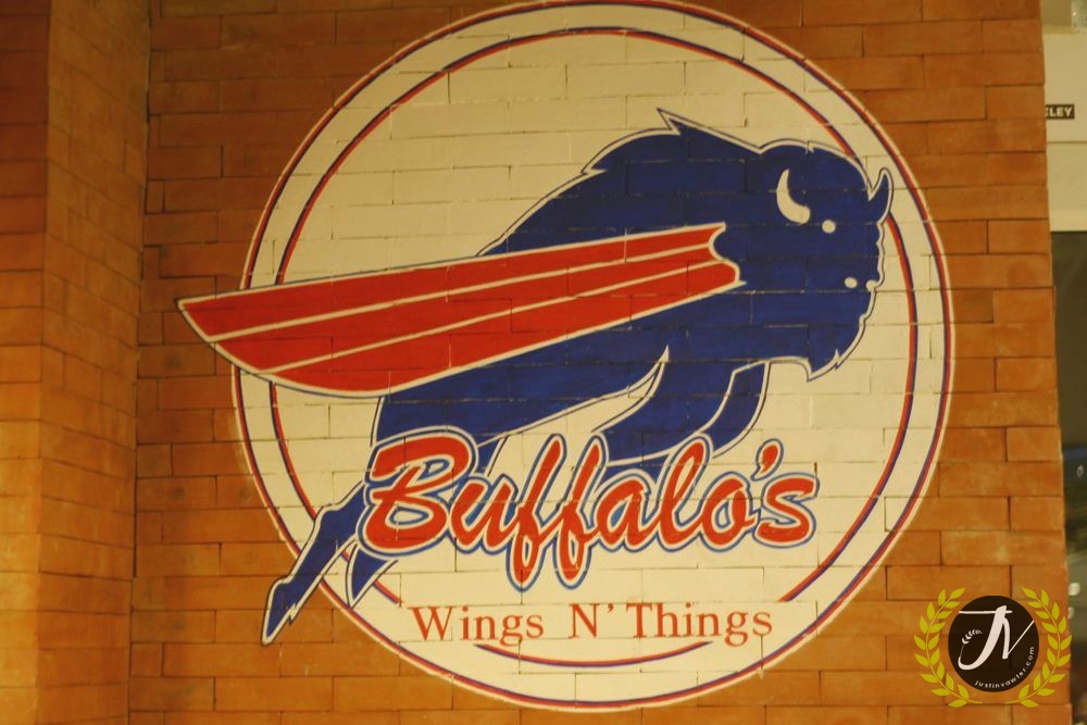 Buffalo's Wings N' Things