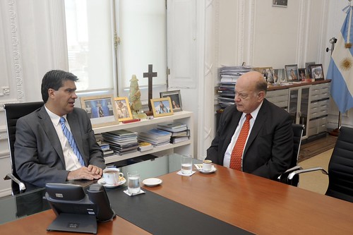 Secretario General de la OEA se reúne con el Jefe de Gabinete de la Presidenta de Argentina