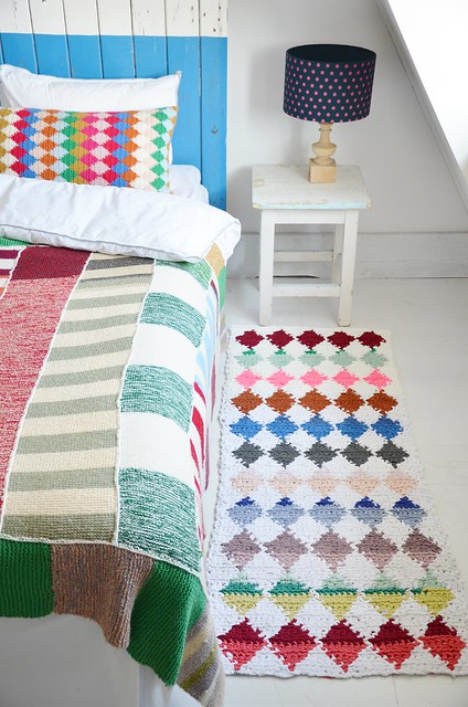 wood & wool harlequin rug pattern