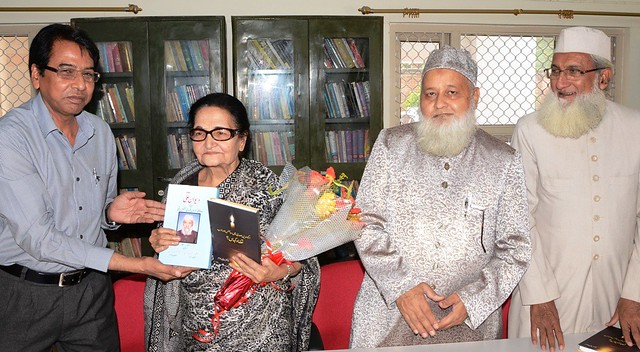Dr. Aliya Imam felicitated at the Department of Urdu.