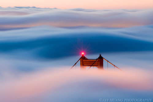 sanfrancisco california tower fog sunrise goldengatebridge bayarea layers bluehour lowfog jayhuangphotography