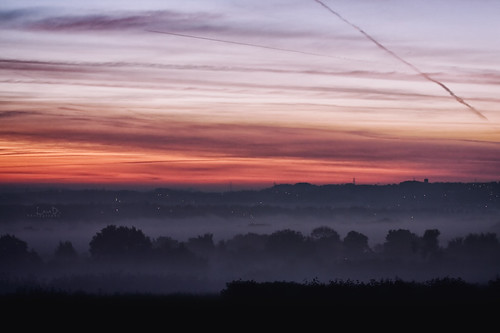 red sky sun fog sunrise landscape dawn laradphotography