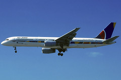 Air 2000 B757-2Y0/ER G-OOOX BCN 20/04/2000