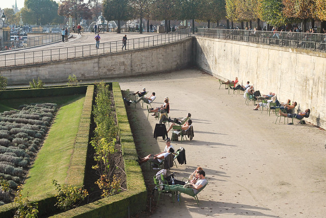 Paris in Autumn: Tuileries Gardens