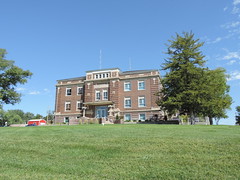 Dundy County Courthouse