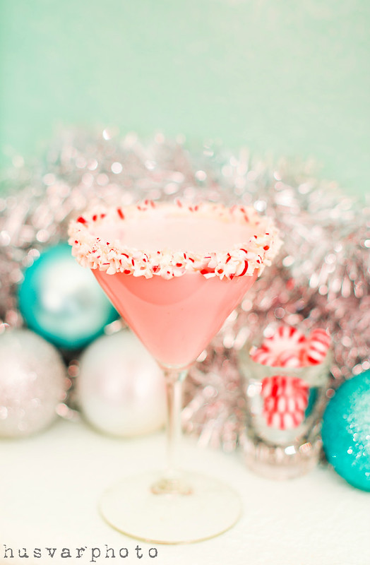 peppermintini peppermint martini #SweetnLowStars in_the_know_mom