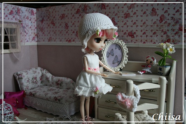 Dollhouse et Diorama de Chiisa - Photos diorama Alice (p7) - Page 6 15364365997_fe916afb66_z