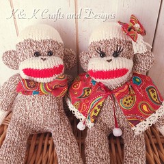 K&K Sock Monkeys♡  I will put these monkeys up soon. このモンキーたちは近々ハンドメイドマーケットプレイスにアップします⊂((・⊥・))⊃   #sockmonkey #monkey #handmade #couple #love #wedding #welcomedoll #christmas #happyholidays #holidays #ソックモンキー #ハンドメイド #カップル #ウェディング #ウェルカムドール #クリスマス #etsy #