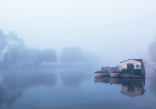 light mist misty fog river landscape nikon mood foggy nikkor avon tranquil warwickshire stratfordonavon riveravon d610 rivermist 1635mmf4 jactoll nikonfxshowcase