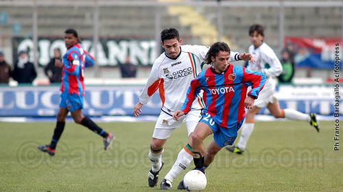 Beppe Mascara, due reti al Catania con la maglia irpina