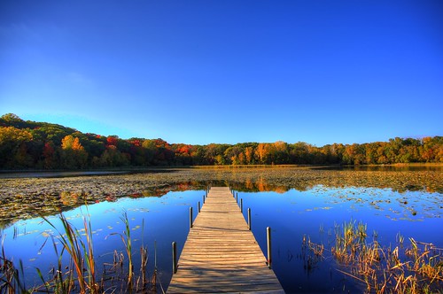 lake 3 color reflection fall water leaves minnesota canon landscape eos colorful mark iii lone 5d tamron mn minnetonka hrd 19mm photomatix