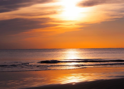 ocean sunset sea sun beach clouds horizon pacificocean sunsetlight calmsea