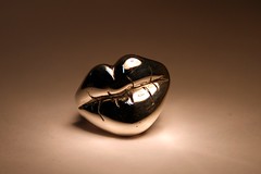 Marnie Geddes - Lips Ring