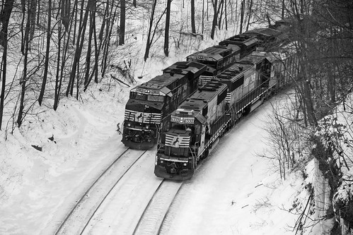 winter railroads norfolksouthern winterphotography nsfortwayneline winterrailroadphotography railroadsinsnow nsinpennsylvnia railroadsandwinter newgalileepa