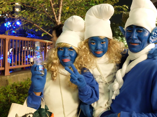 Smurfs family Nakameguro Blue Halloween 03