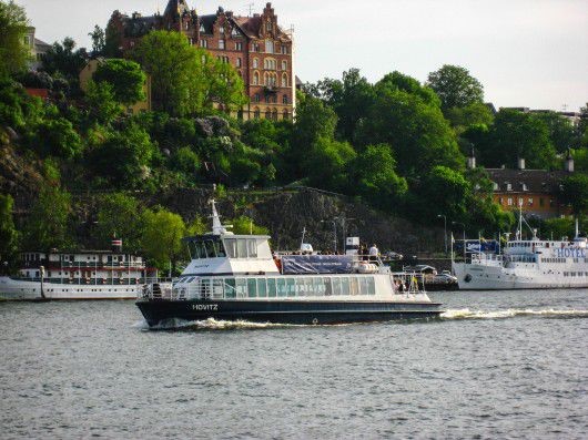瑞典「綠色城市渡輪」計畫推出全球第一艘快充電動渡輪：movitz。圖片來源：Green City Ferries