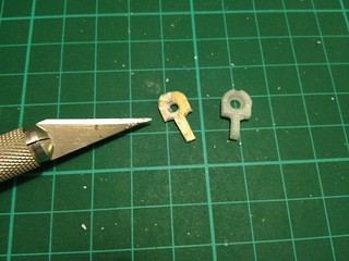 Blythe tutorial - replacement T-bar 6