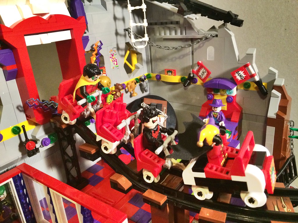 Joker's Funhouse: Runaway Coaster