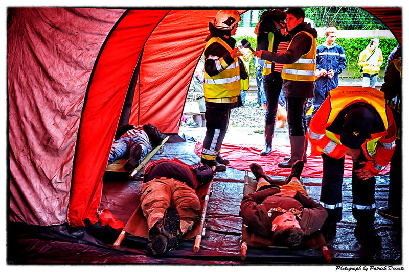 Enghien : Exercice catastrophe organisé par les pompiers + vidéo 15364829717_696327aaee_c