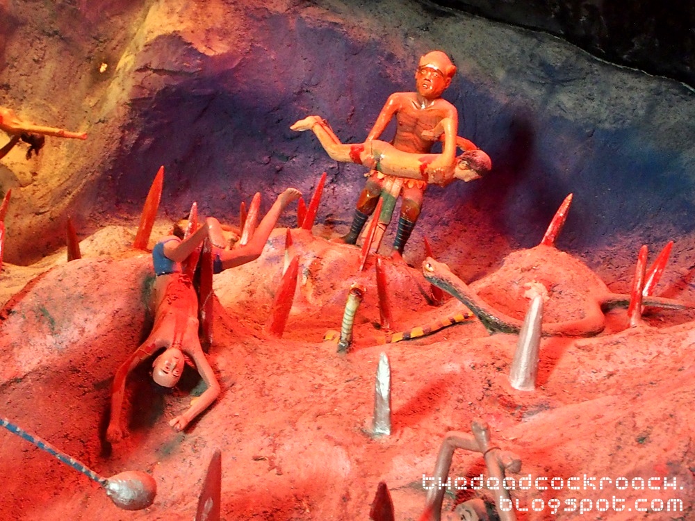aw boon haw, aw boon par, chinese values, folklore, haw par villa, mythology, sculptures, statues, ten courts of hell, tiger balm, tiger balm garden, 虎豹别墅, singapore, where to go in singapore,fifth court of hell,yama,king yanluo