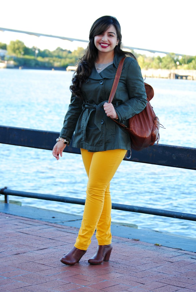 http://earnestyle.blogspot.com/2014/11/simple-fall-outfit-for-one-savannah.html