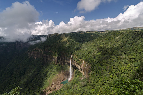 india north falls east waterfalls cherrapunji meghalaya cwc northeastindia incredibleindia wettest nohkalikaifalls khasihills cheerapunjee chennaiweekendclickers waterfallinindia