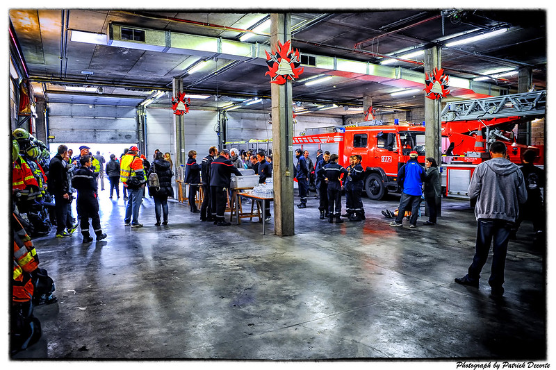 Enghien : Exercice catastrophe organisé par les pompiers + vidéo 15361502517_f4c57ea8f9_c