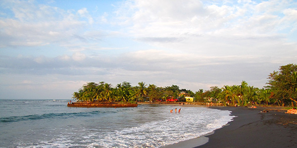 image of Playa Negra