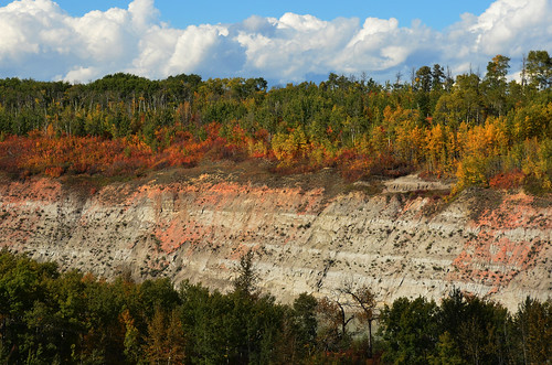 autumn cliff canada fall colors river landscape north september alberta saskatchewan 2014 9月 カナダ 九月 longmonth アルバータ州 長月 kugatsu nagatsuki くがつ 平成26年