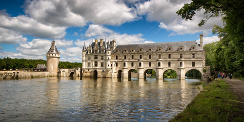 castle fountain architecture river landscape paysage loire renaissance chenonceau touraine